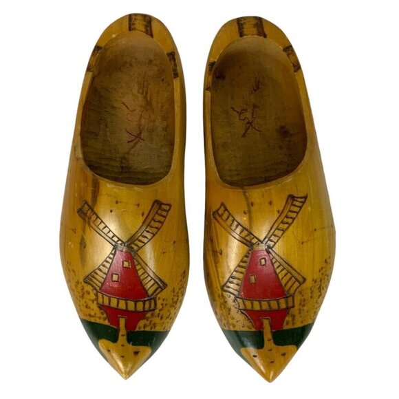 Vintage Hand-Painted Carved LARGE Wooden Dutch Clogs With Windmill Design - Picture 2 of 11